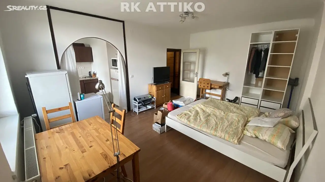 Pronájem bytu 1+1 37 m², Olomoucká, Brno - Černovice
