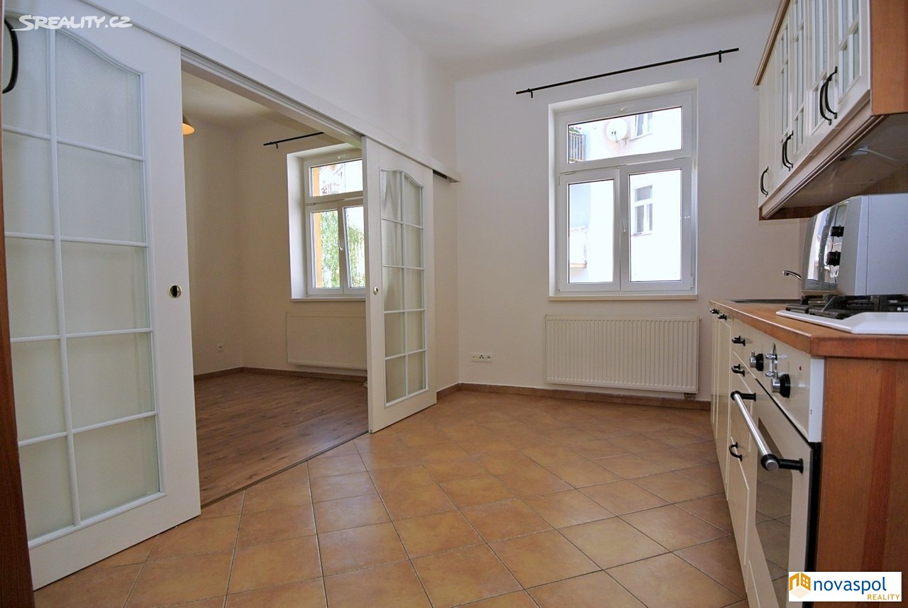 Pronájem bytu 1+1 40 m², Sinkulova, Praha 4 - Nusle