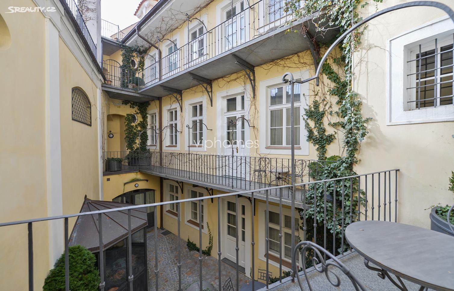 Pronájem bytu 4+kk 174 m², Vlašská, Praha 1 - Malá Strana