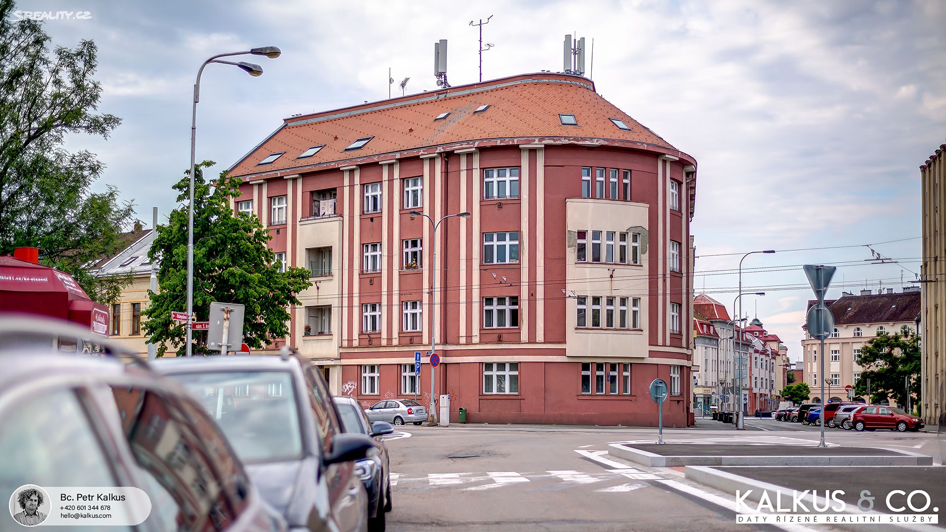 Prodej bytu 1+1 48 m², náměstí 5. května, Hradec Králové
