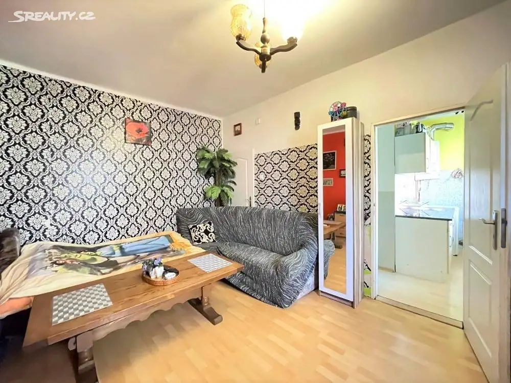Prodej bytu 2+1 50 m², Selská, Chomutov