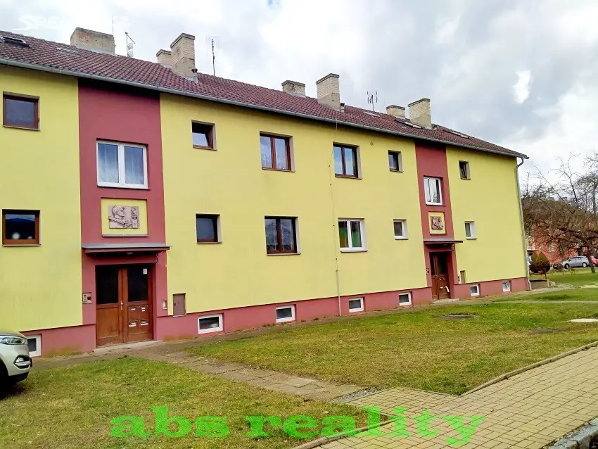 Prodej bytu 2+1 67 m², Letecká, Milovice
