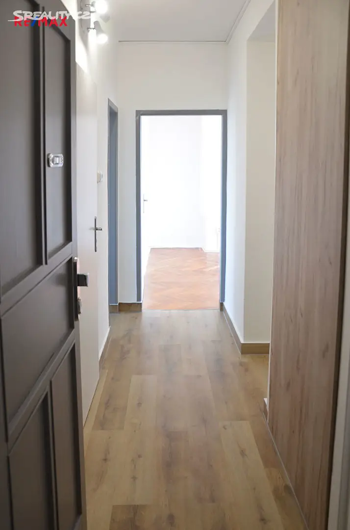 Prodej bytu 2+1 54 m², Pražská sídl., Znojmo