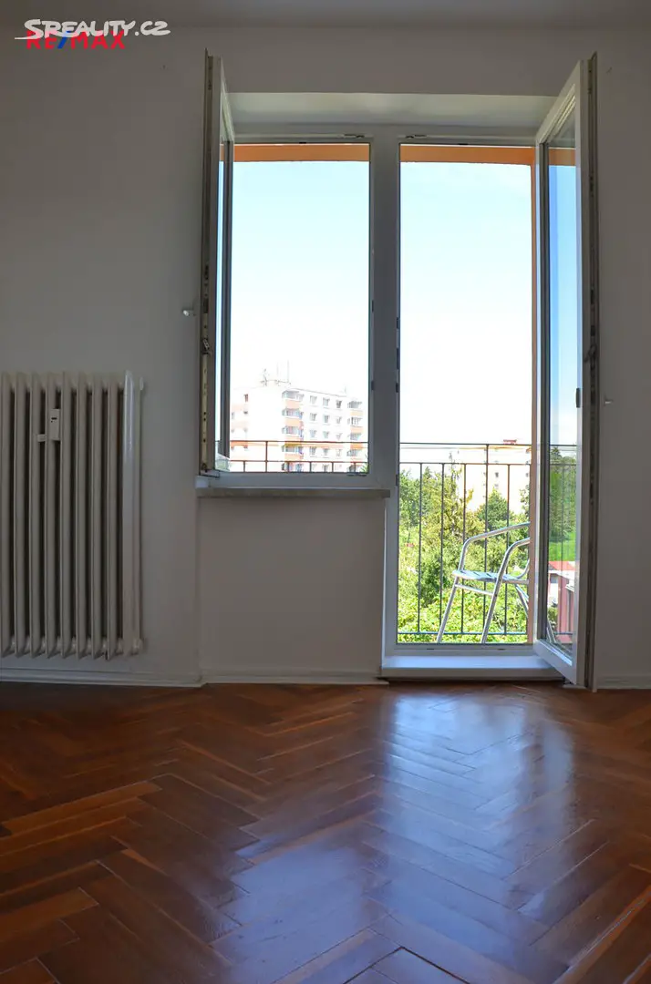 Prodej bytu 2+1 54 m², Pražská sídl., Znojmo