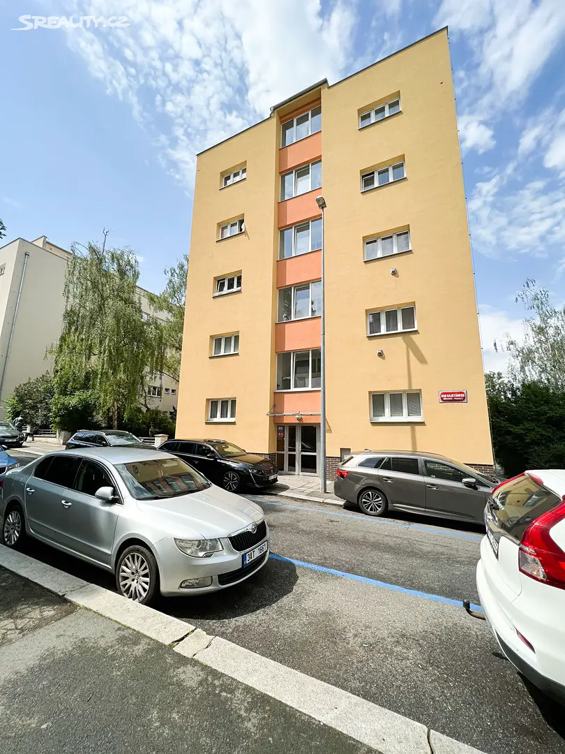 Prodej bytu 2+kk 43 m², Nad Kajetánkou, Praha - Břevnov