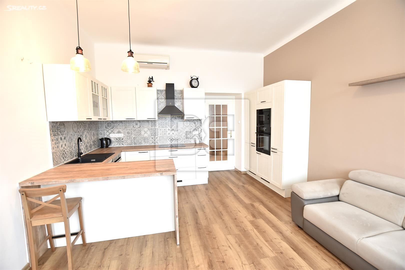 Prodej bytu 2+kk 62 m², Bubenská, Praha 7 - Holešovice