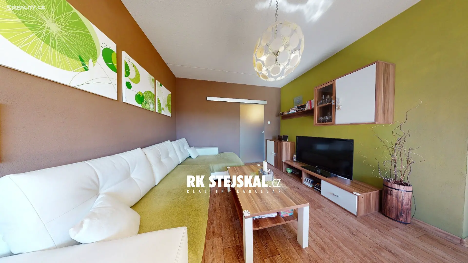 Prodej bytu 3+1 70 m², Urbinská, Český Krumlov - Domoradice