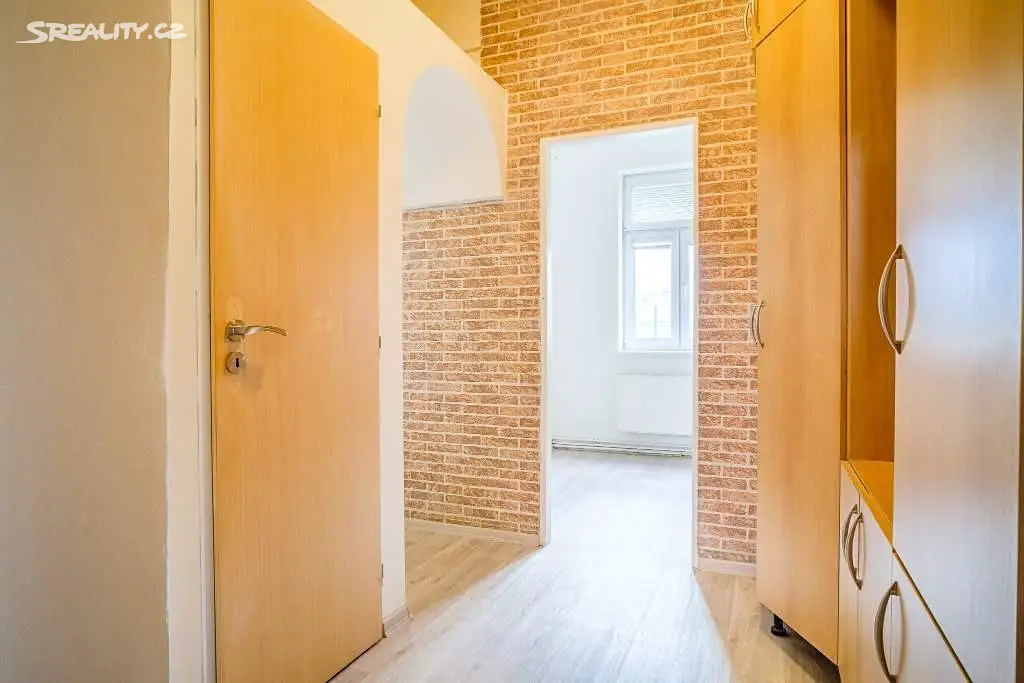 Prodej bytu 3+1 77 m², Nejdecká, Karlovy Vary - Rybáře