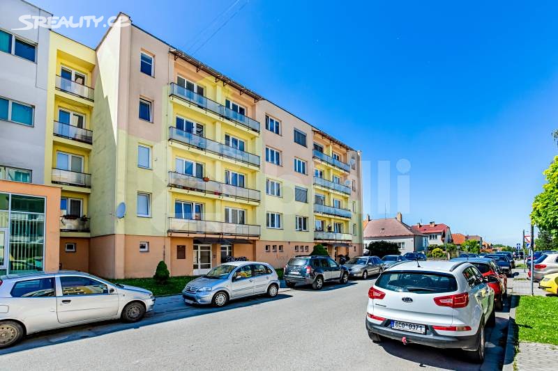 Prodej bytu 3+1 63 m², Nová, Lišov