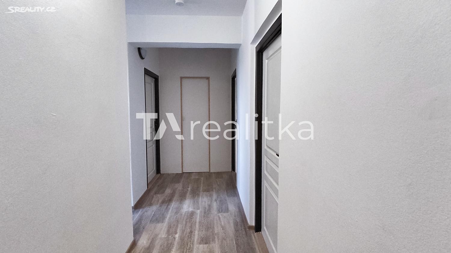 Prodej bytu 3+1 77 m², Proskovická, Ostrava - Výškovice