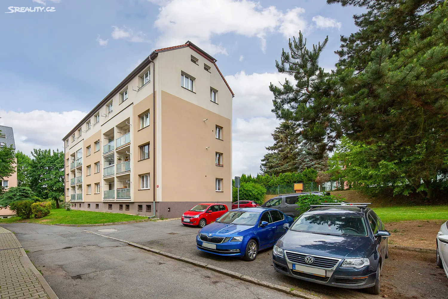 Prodej bytu 4+kk 90 m² (Mezonet), Sídl. Štědřík, Psáry - Dolní Jirčany