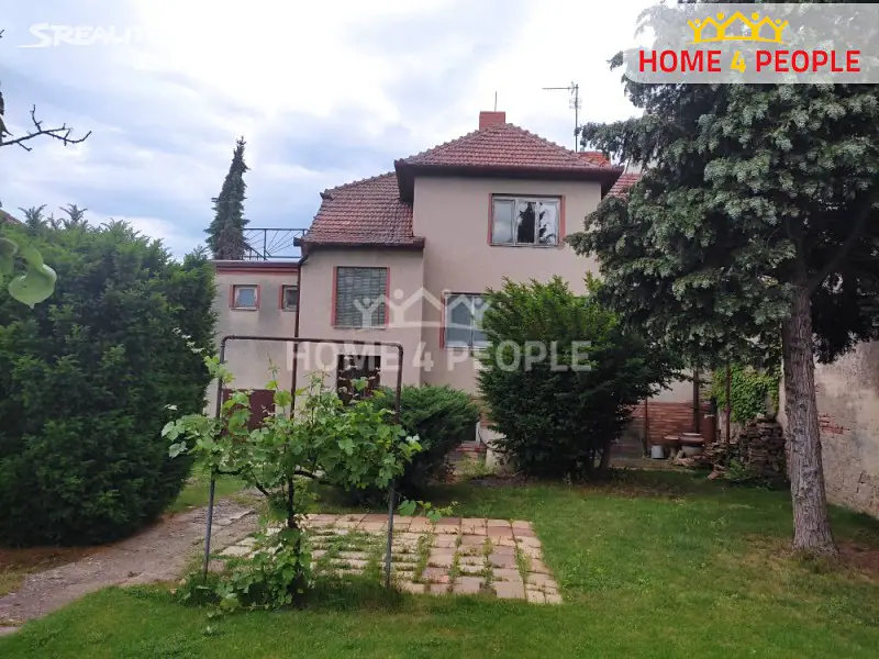 Prodej  rodinného domu 220 m², pozemek 560 m², Čs. armády, Břeclav - Poštorná