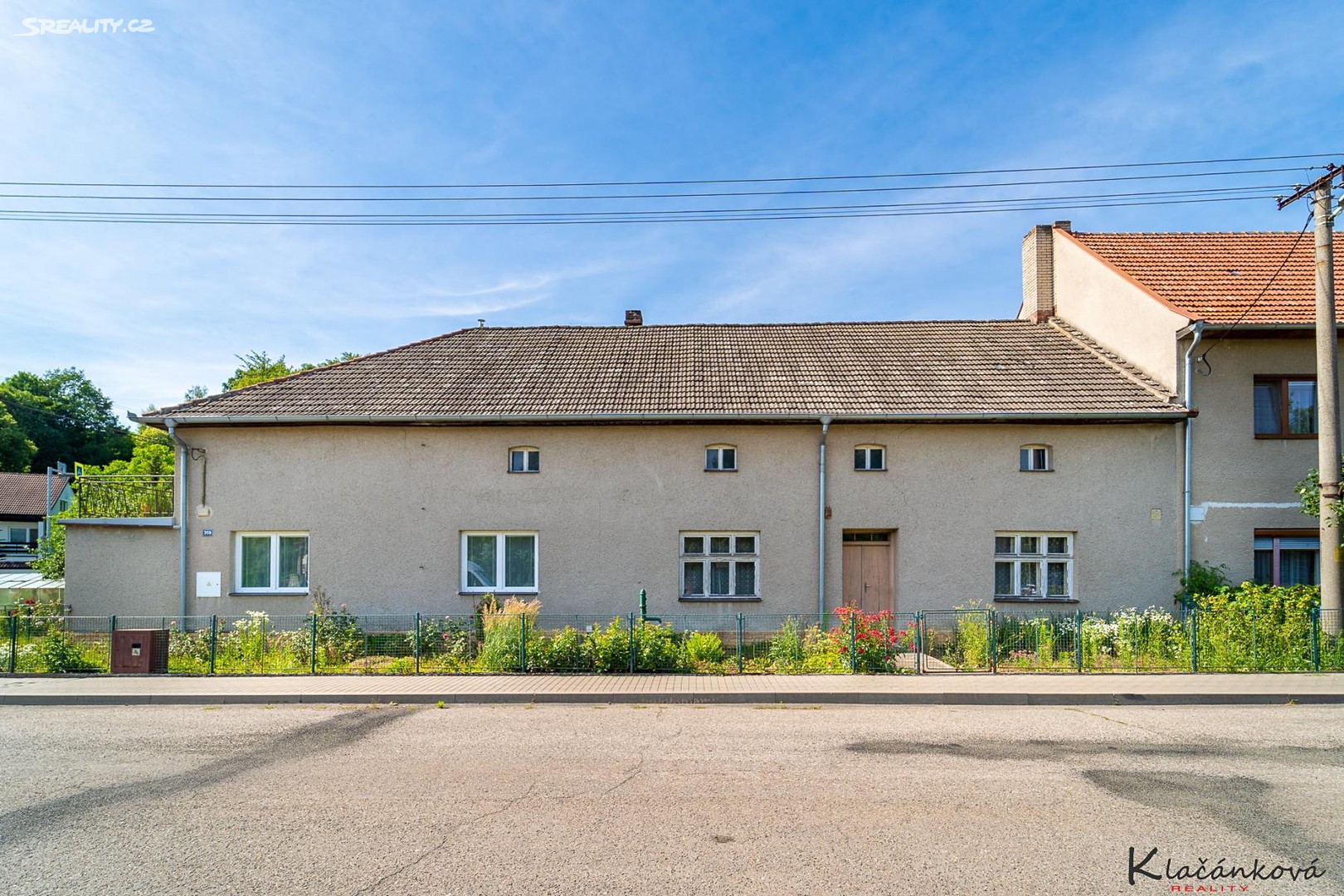 Prodej  rodinného domu 689 m², pozemek 899 m², Březnice, okres Zlín