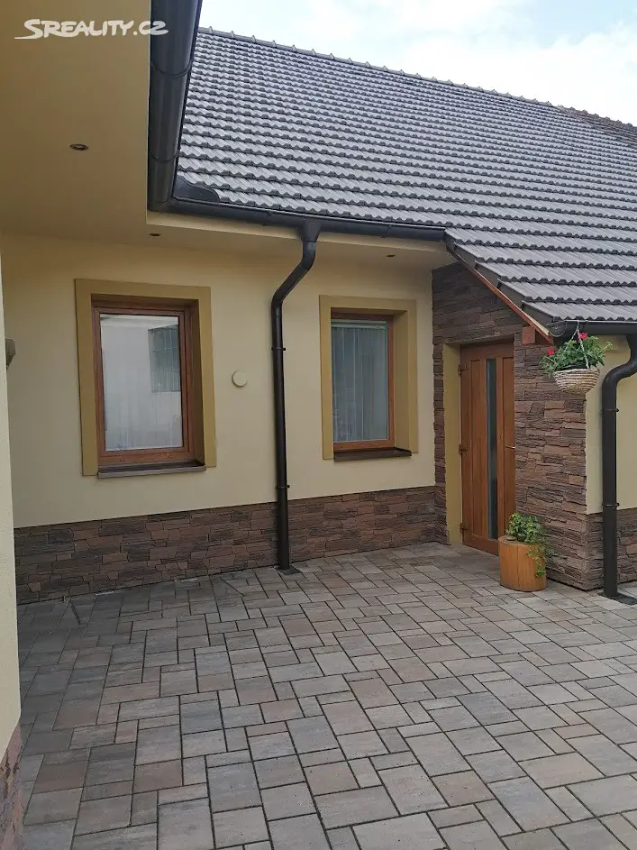 Prodej  rodinného domu 350 m², pozemek 1 033 m², Táborská, Brno - Židenice