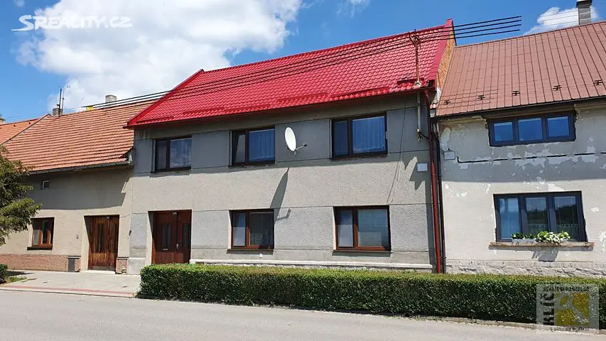 Prodej  rodinného domu 300 m², pozemek 310 m², Tovačovská, Chropyně
