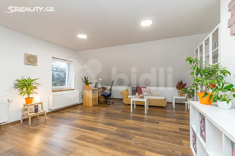 Prodej  rodinného domu 380 m², pozemek 1 332 m², Chudenín - Skelná Huť, okres Klatovy