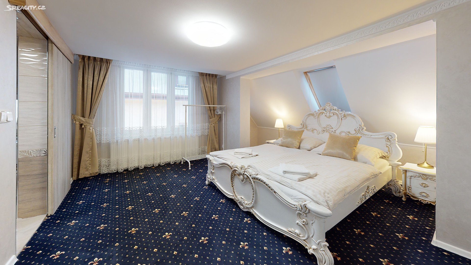 Prodej  rodinného domu 400 m², pozemek 435 m², Zámecký vrch, Karlovy Vary