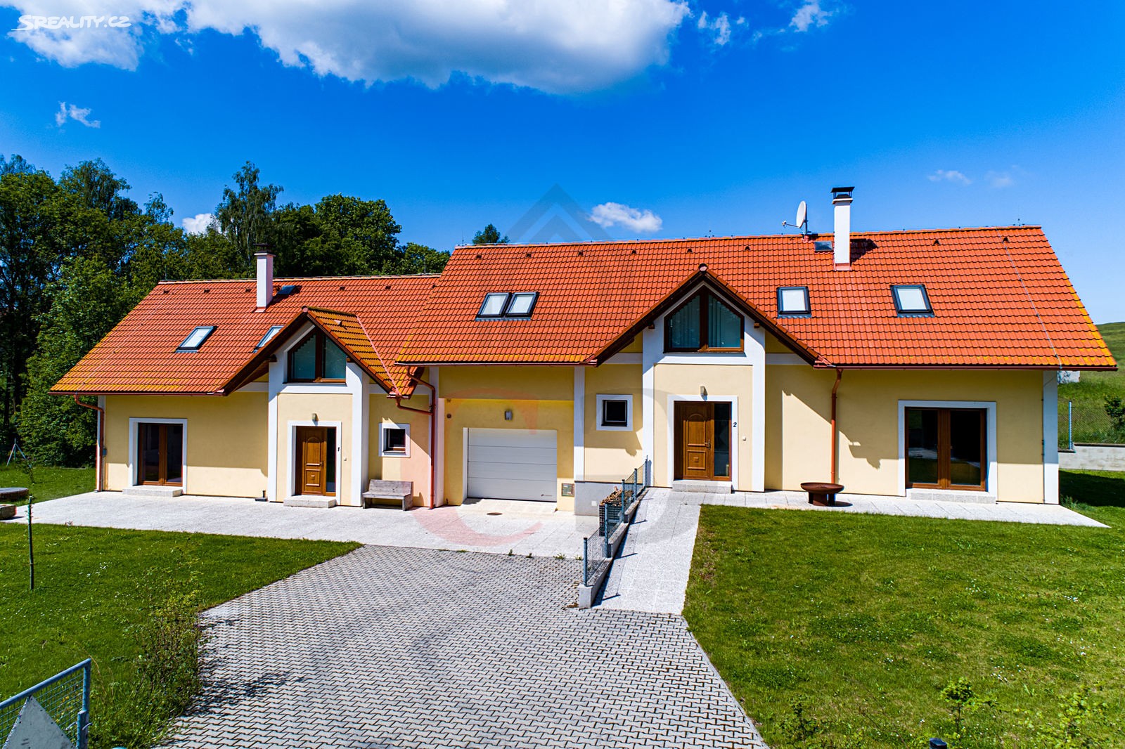 Prodej  rodinného domu 380 m², pozemek 1 313 m², Měčín - Osobovy, okres Klatovy