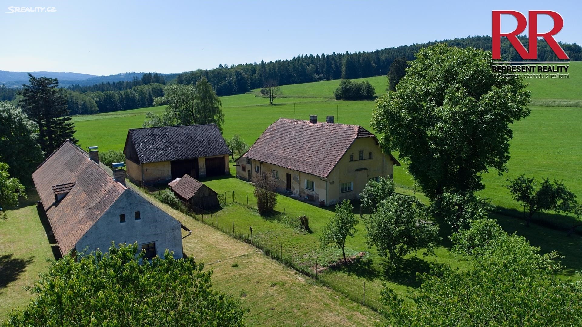 Prodej  rodinného domu 200 m², pozemek 1 368 m², Měčín - Petrovice, okres Klatovy