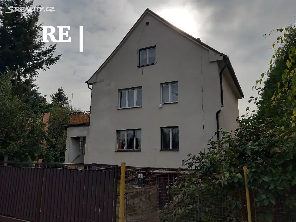 Prodej  rodinného domu 330 m², pozemek 525 m², Kamýcká, Praha 6 - Suchdol