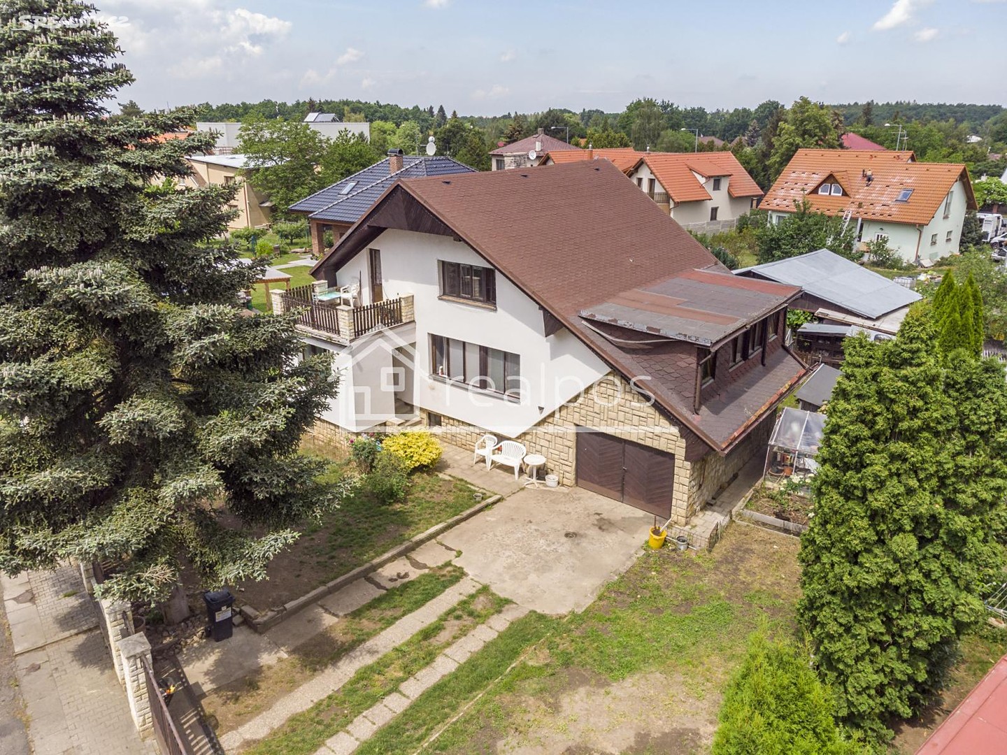 Prodej  rodinného domu 236 m², pozemek 842 m², Lišická, Praha 9 - Újezd nad Lesy