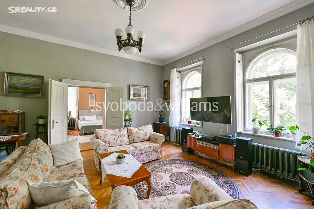 Prodej  rodinného domu 362 m², pozemek 1 225 m², Sochorova, Řevnice