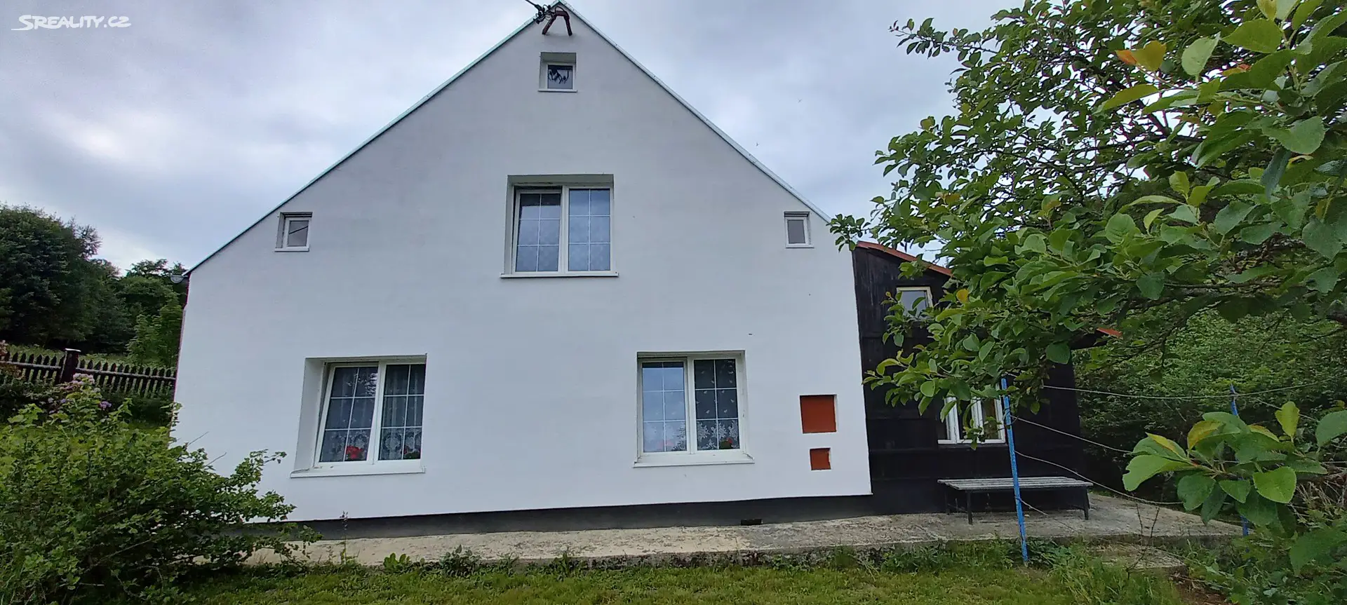 Prodej  rodinného domu 256 m², pozemek 958 m², Stříbrná, okres Sokolov