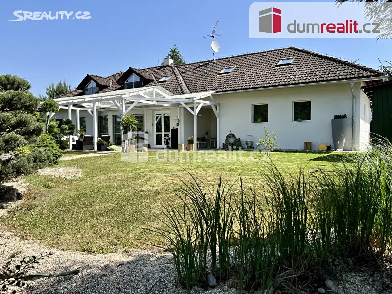 Prodej  rodinného domu 290 m², pozemek 1 170 m², U Dubu, Zlín - Štípa