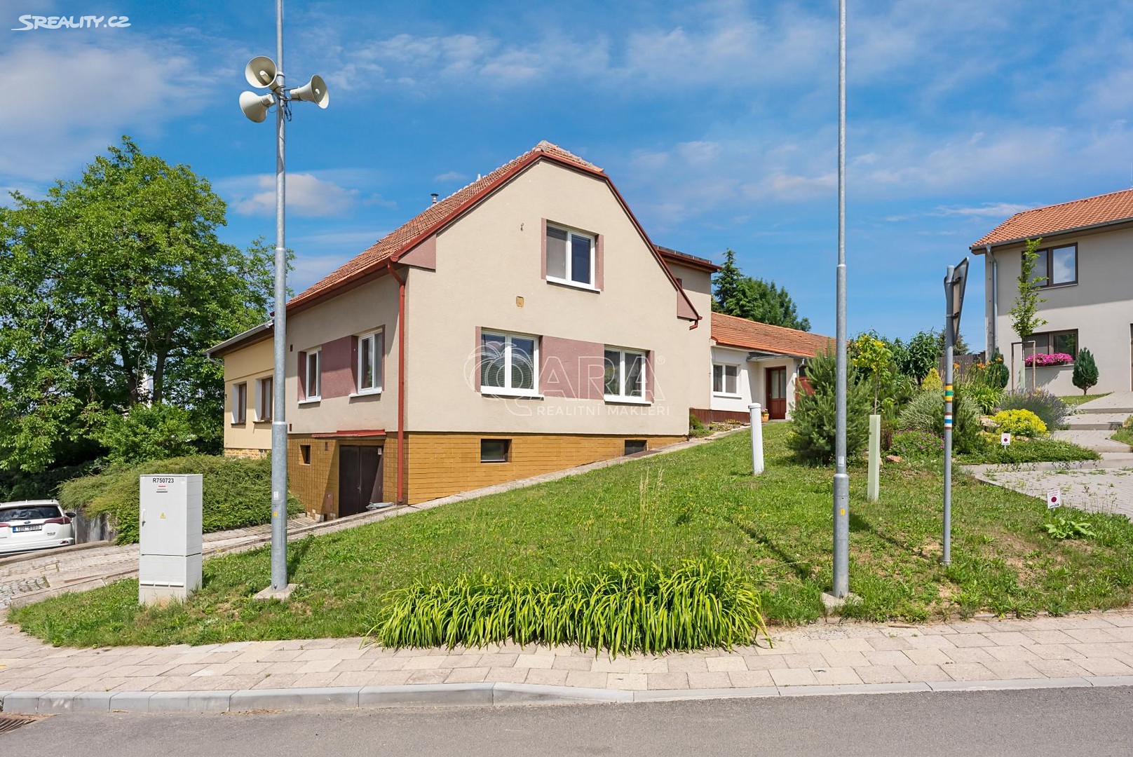 Prodej  vícegeneračního domu 265 m², pozemek 1 732 m², Horní branka, Moravské Knínice