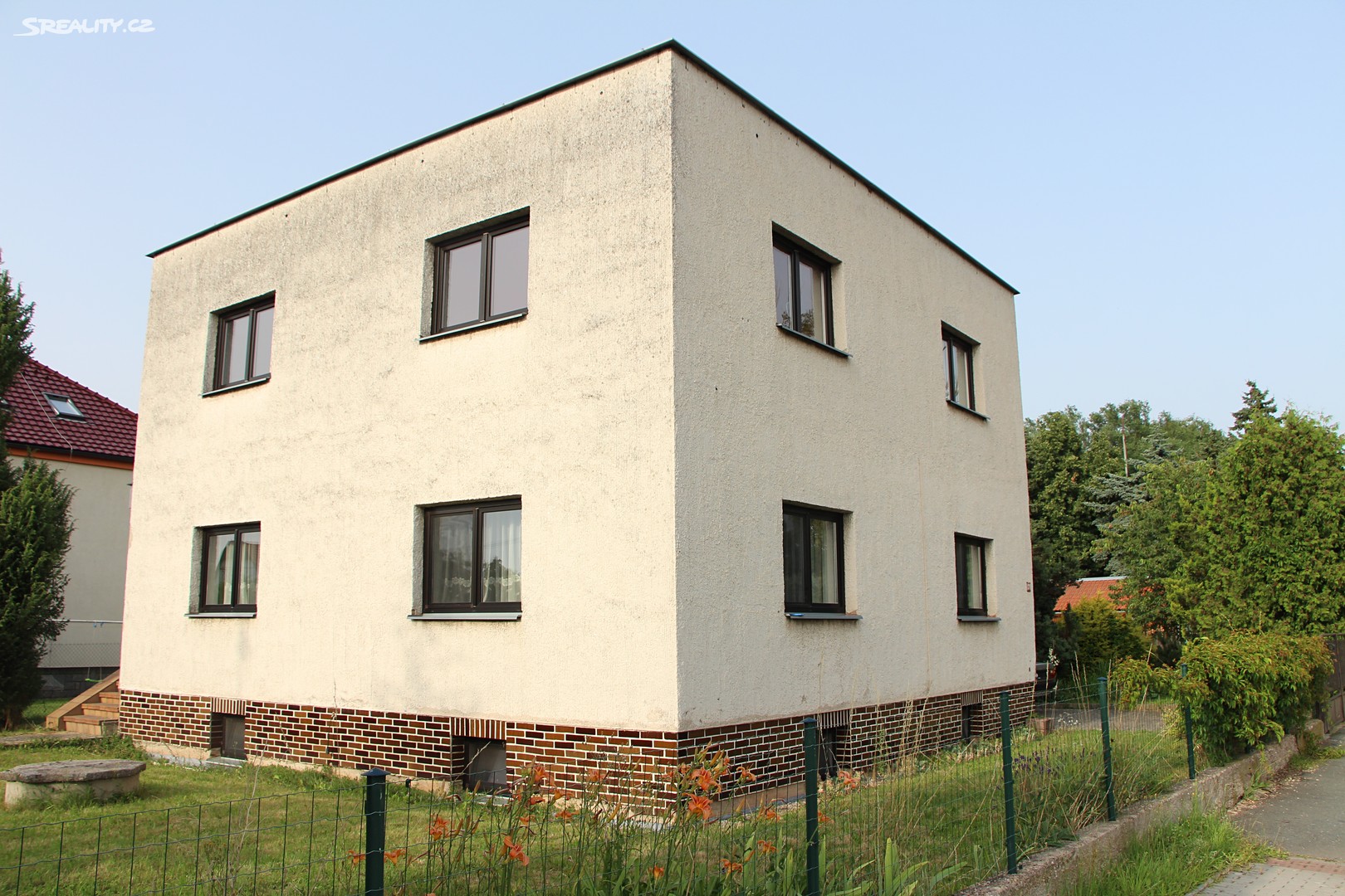 Prodej  vícegeneračního domu 417 m², pozemek 803 m², Opatovice nad Labem, okres Pardubice