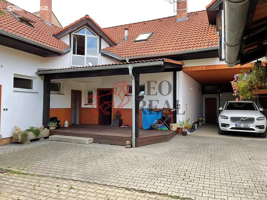 Prodej  vily 800 m², pozemek 1 500 m², Lysá nad Labem, okres Nymburk