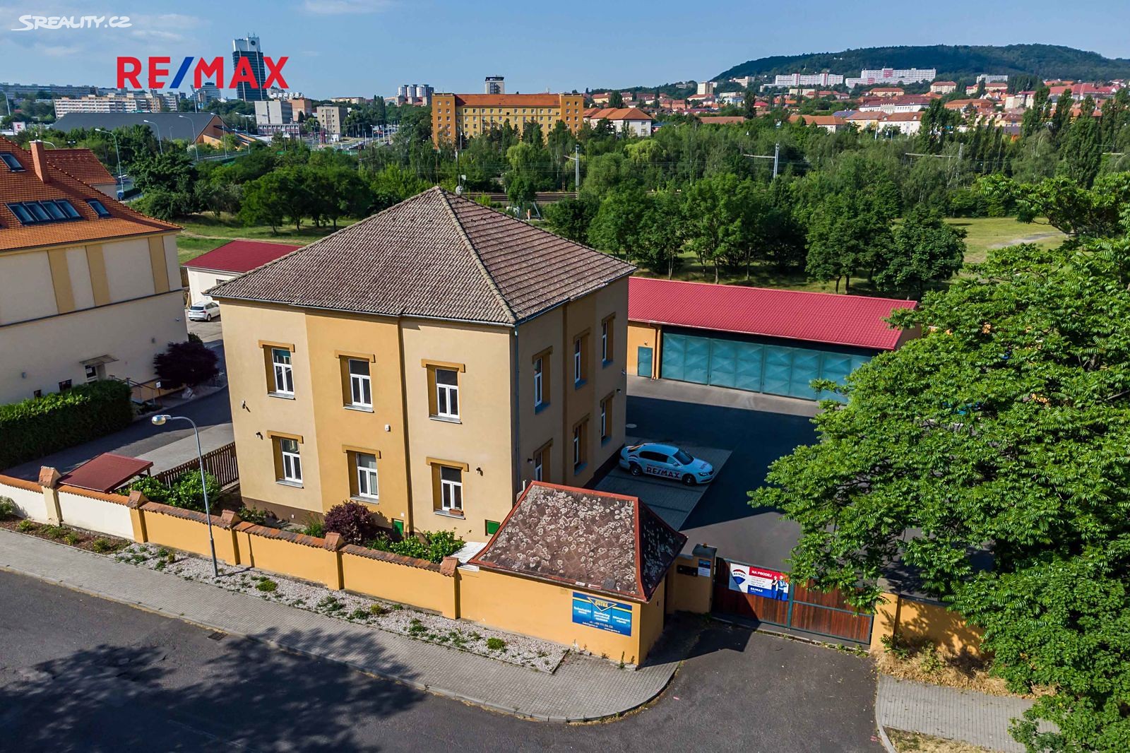 Prodej  vily 904 m², pozemek 1 813 m², Kostelní, Most - Starý Most