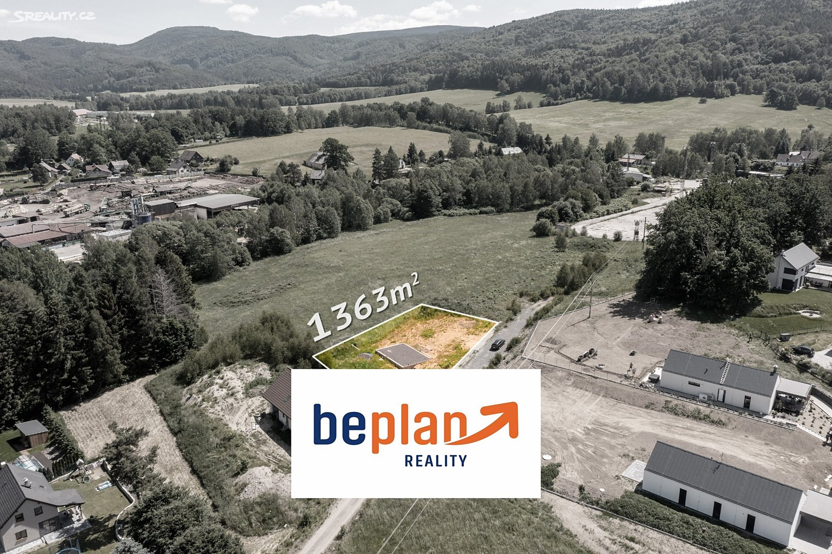 Prodej  stavebního pozemku 1 363 m², Mníšek, okres Liberec