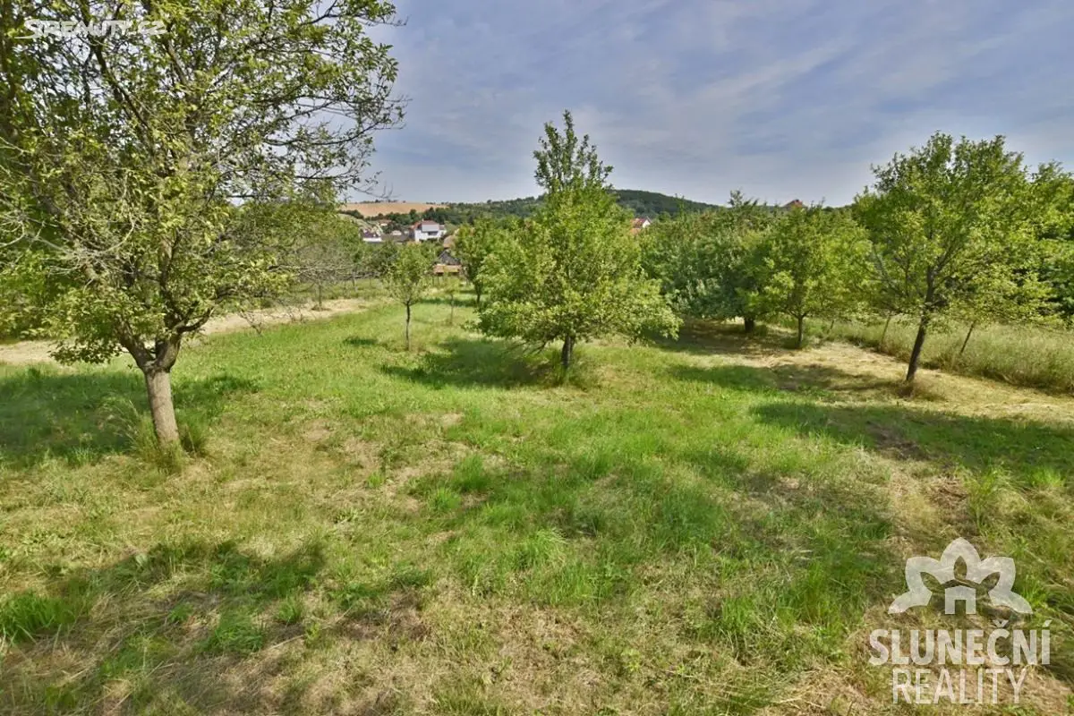 Prodej  stavebního pozemku 2 000 m², Nedachlebice, okres Uherské Hradiště