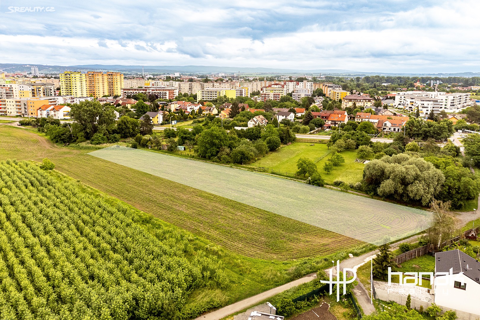 Prodej  stavebního pozemku 3 836 m², Olomouc - Slavonín, okres Olomouc