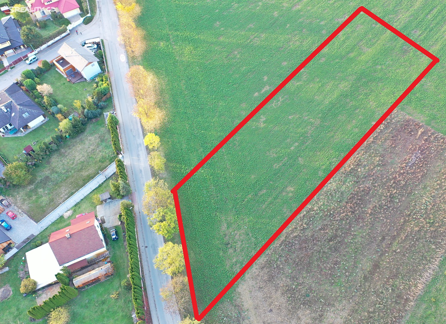 Prodej  komerčního pozemku 4 895 m², Ohrobec, okres Praha-západ