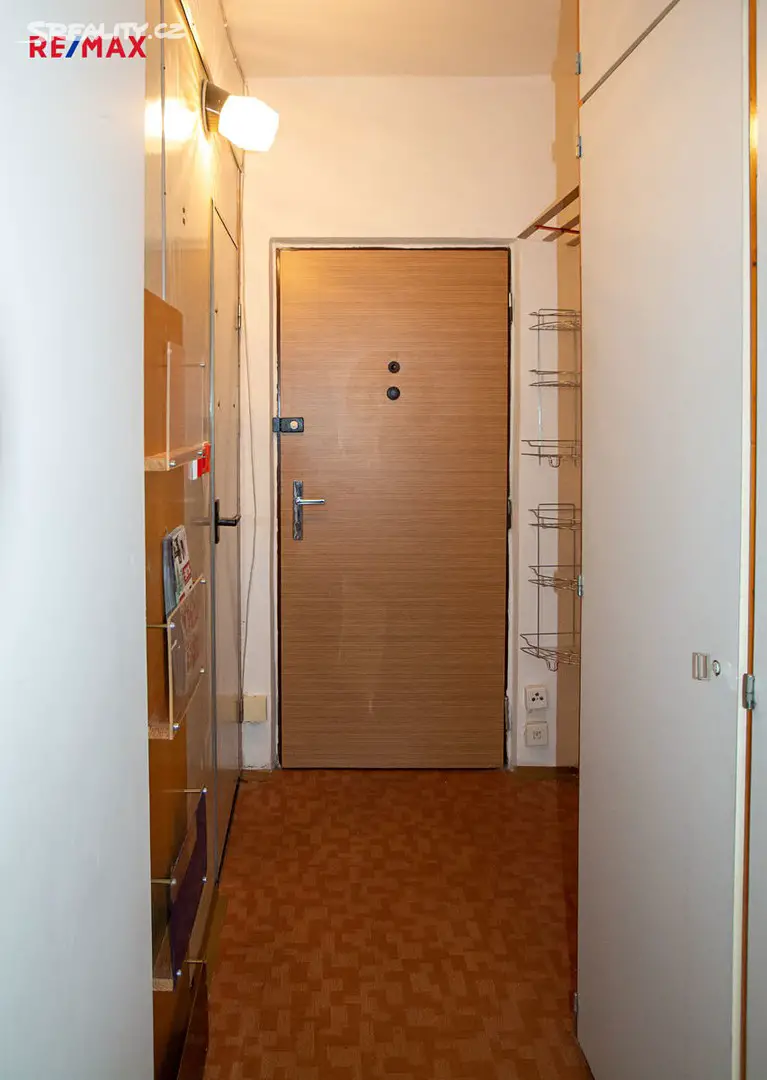 Pronájem bytu 1+1 36 m², Na Pěšině, Děčín - Děčín IX-Bynov