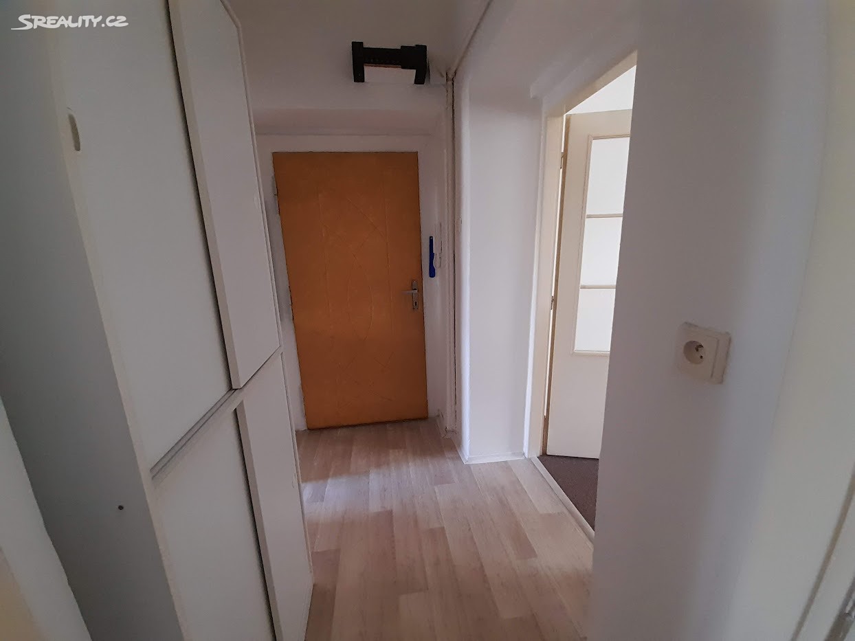 Pronájem bytu 1+1 49 m², Barákova, Jičín - Nové Město