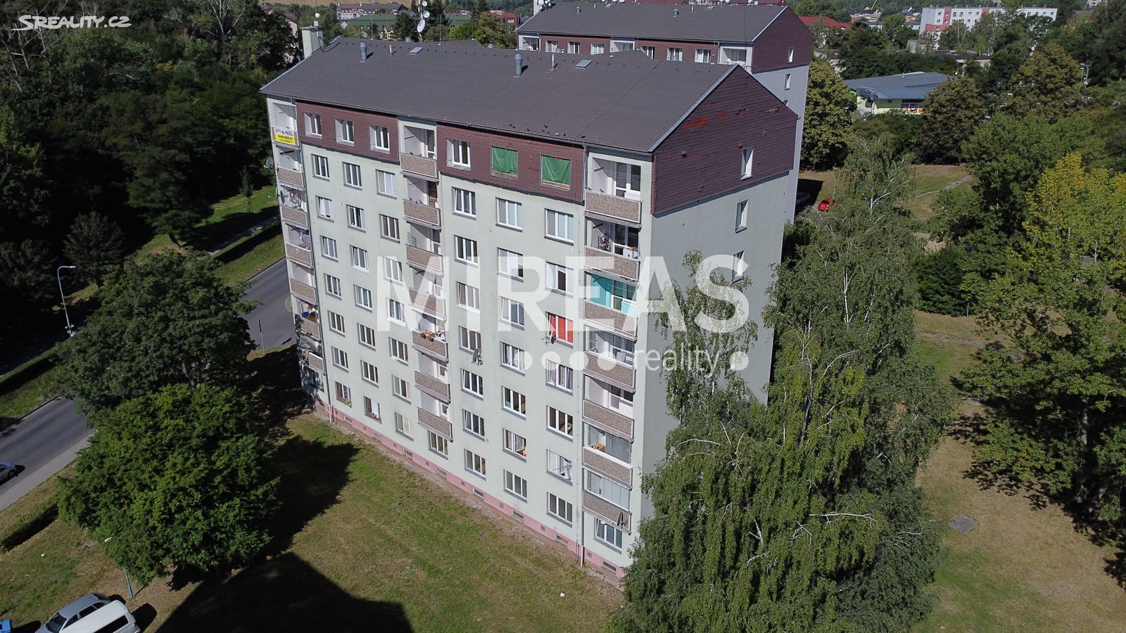 Pronájem bytu 1+1 35 m², Armádní, Milovice - Mladá