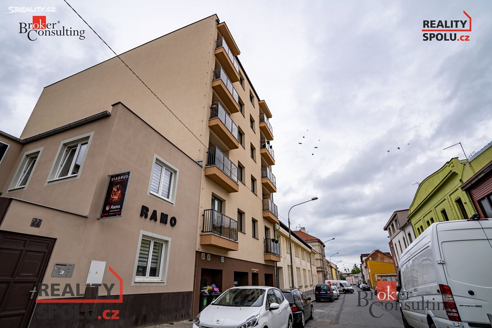 Pronájem bytu 1+kk 37 m², Plovární, Plzeň - Jižní Předměstí