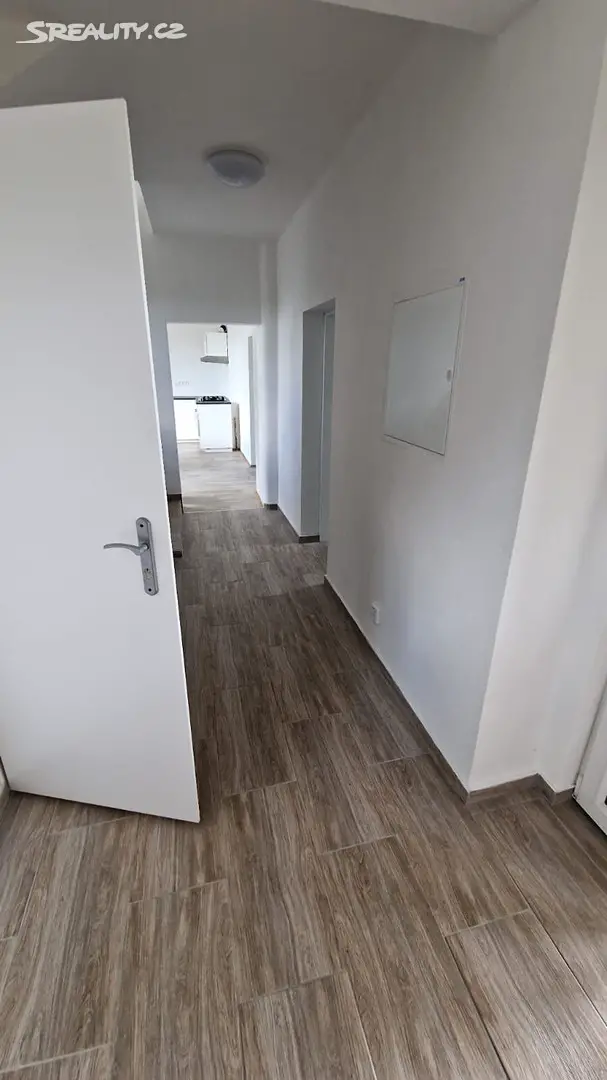 Pronájem bytu 1+kk 150 m², Pohořelice, okres Brno-venkov