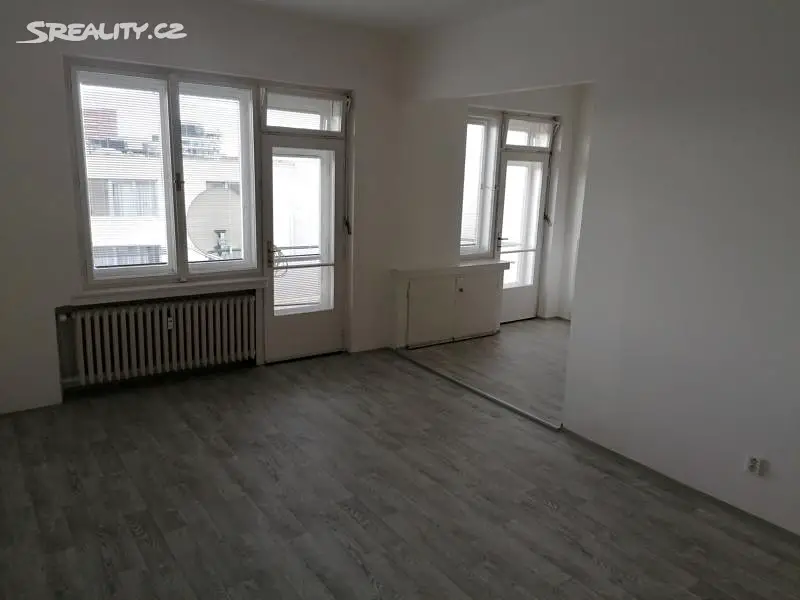 Pronájem bytu 2+1 65 m², Křenová, Brno - Trnitá