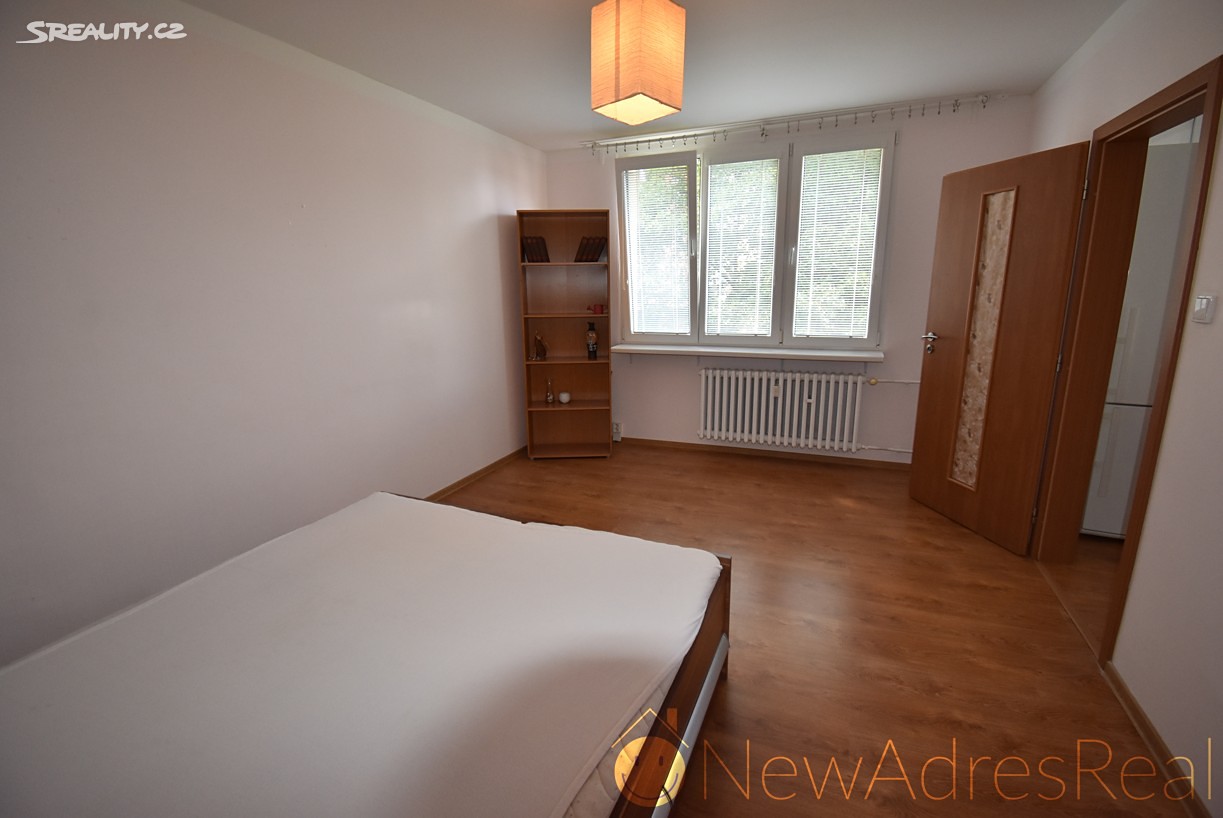Pronájem bytu 2+1 60 m², Maďarská, Karlovy Vary - Drahovice