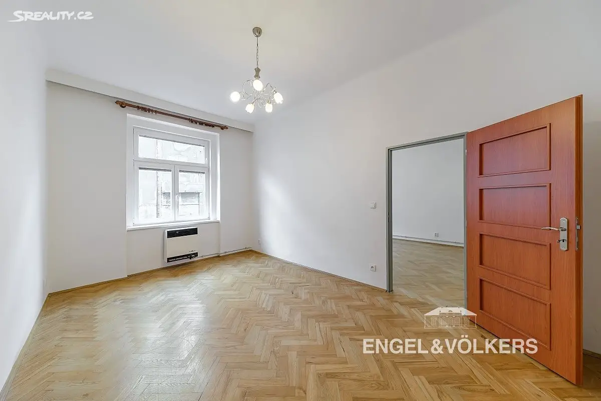 Pronájem bytu 2+1 68 m², U Nikolajky, Praha 5 - Smíchov