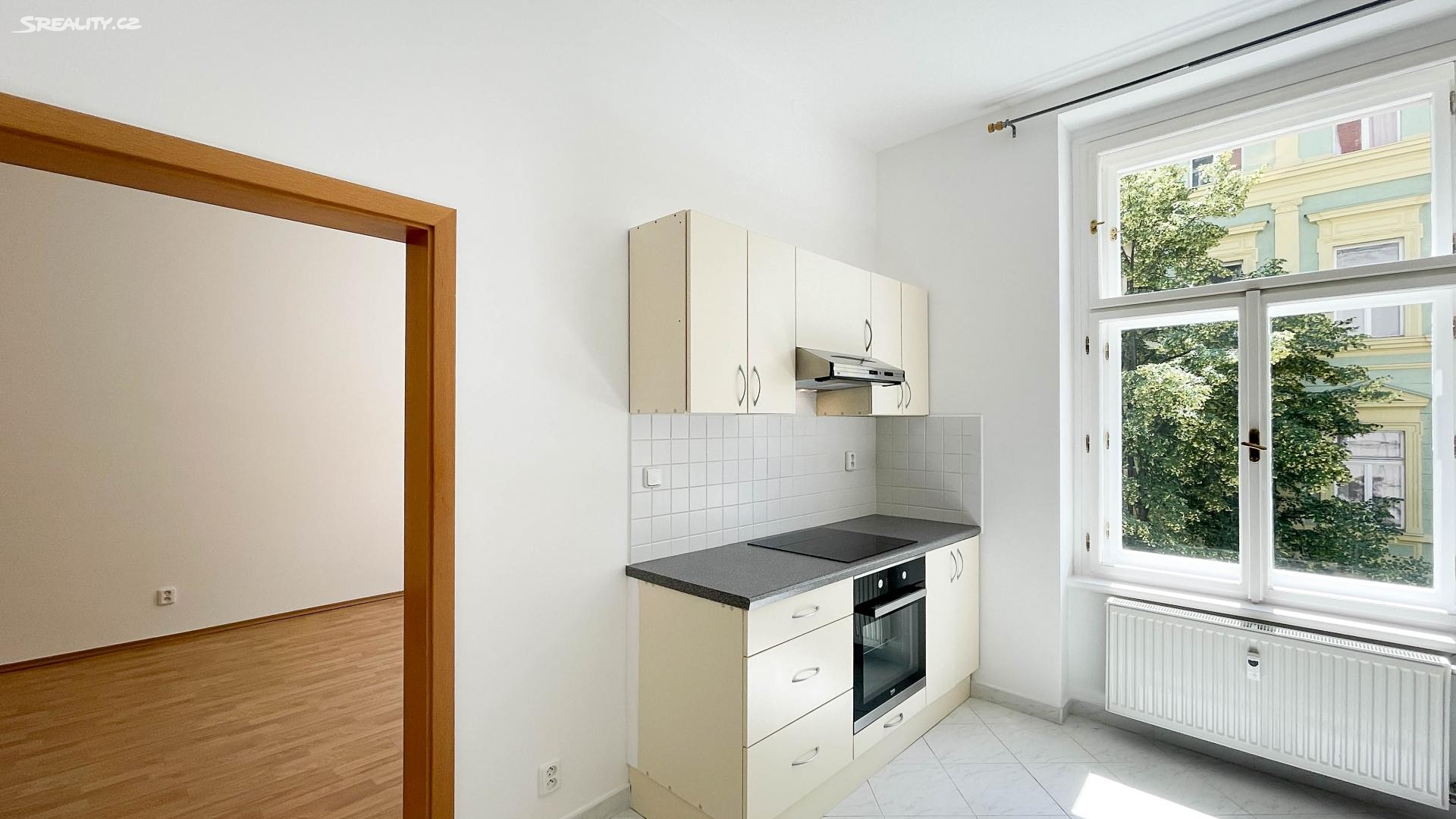 Pronájem bytu 2+1 43 m², Jana Masaryka, Praha 2 - Vinohrady