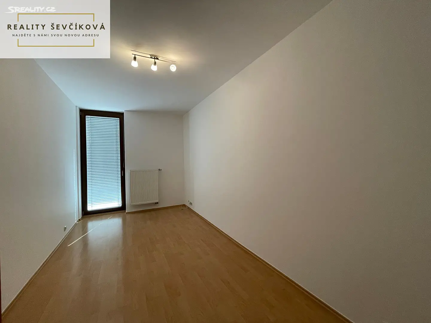 Pronájem bytu 2+kk 65 m², Plácelova, Hradec Králové