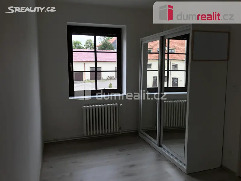 Pronájem bytu 2+kk 40 m², U Parkánu, Praha 8 - Ďáblice