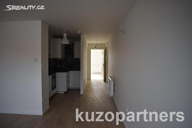 Pronájem bytu 2+kk 57 m², Na Plzeňce, Praha 5 - Smíchov