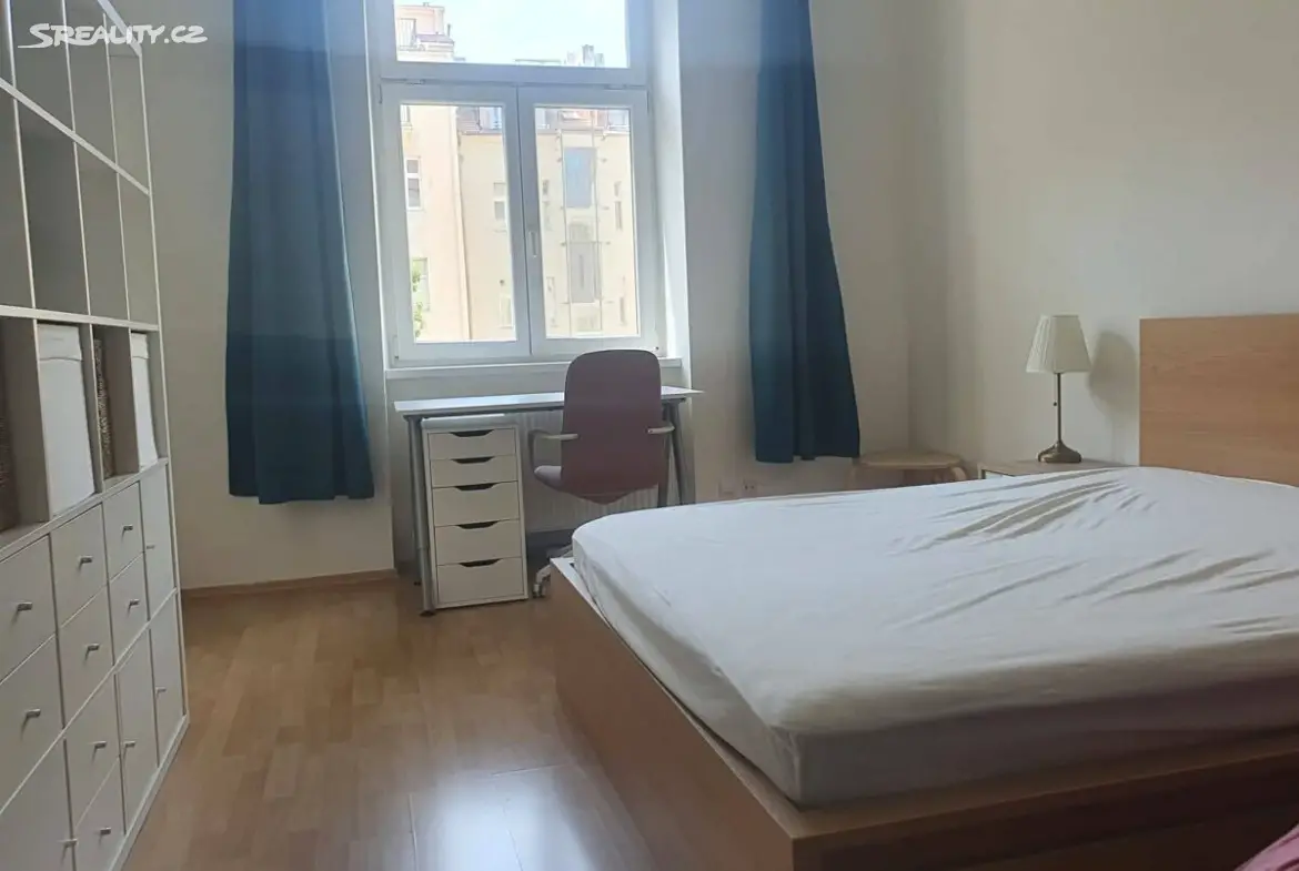 Pronájem bytu 2+kk 48 m², Praha 10 - Vršovice