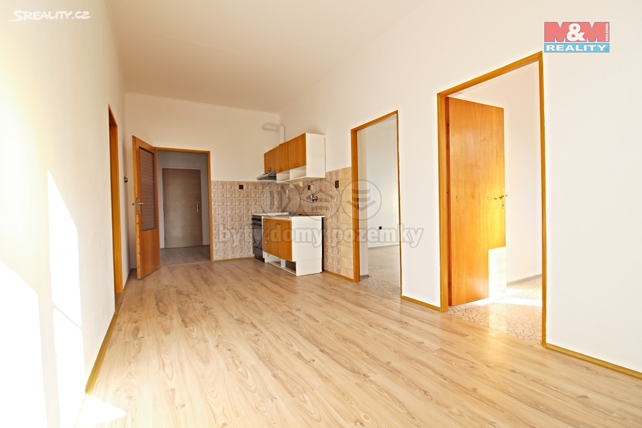 Pronájem bytu 3+1 90 m², Gen. Svobody, Nový Bor - Arnultovice